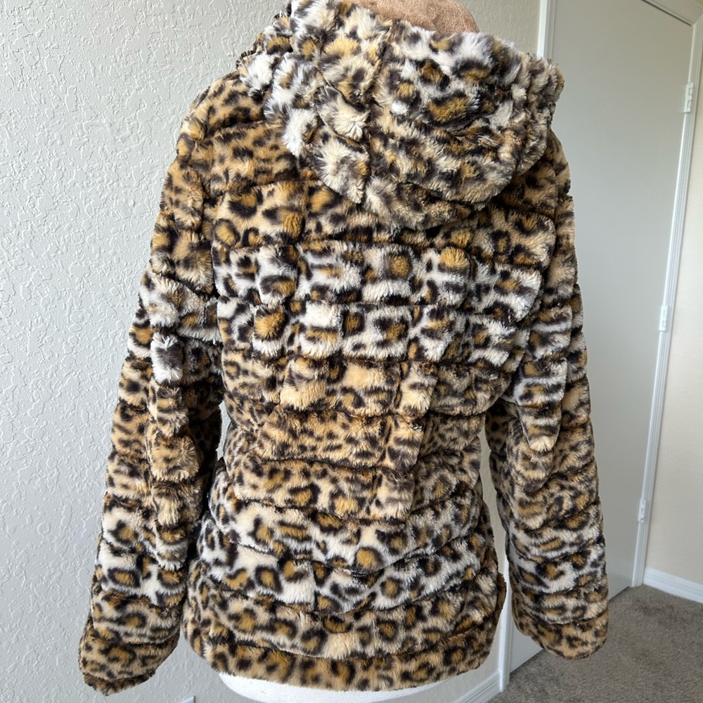 Luxe Leopard Faux Fur Hooded Jacket Bold Soft and Fierce - Picture 3 of 7